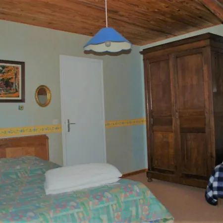 Holiday home Gite Coucy-Les-Eppes, 6 Pieces, 10 Personnes - Fr-1-532-6 *